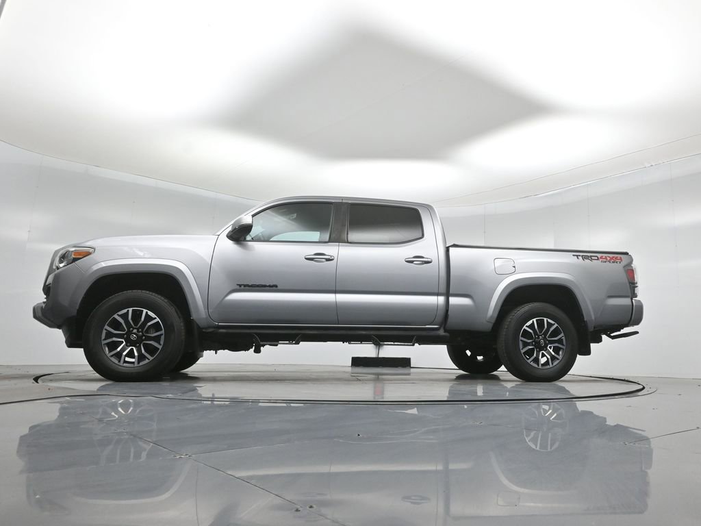 Used 2021 Toyota Tacoma TRD Sport w/ Technology Package AWD/4WD image 49