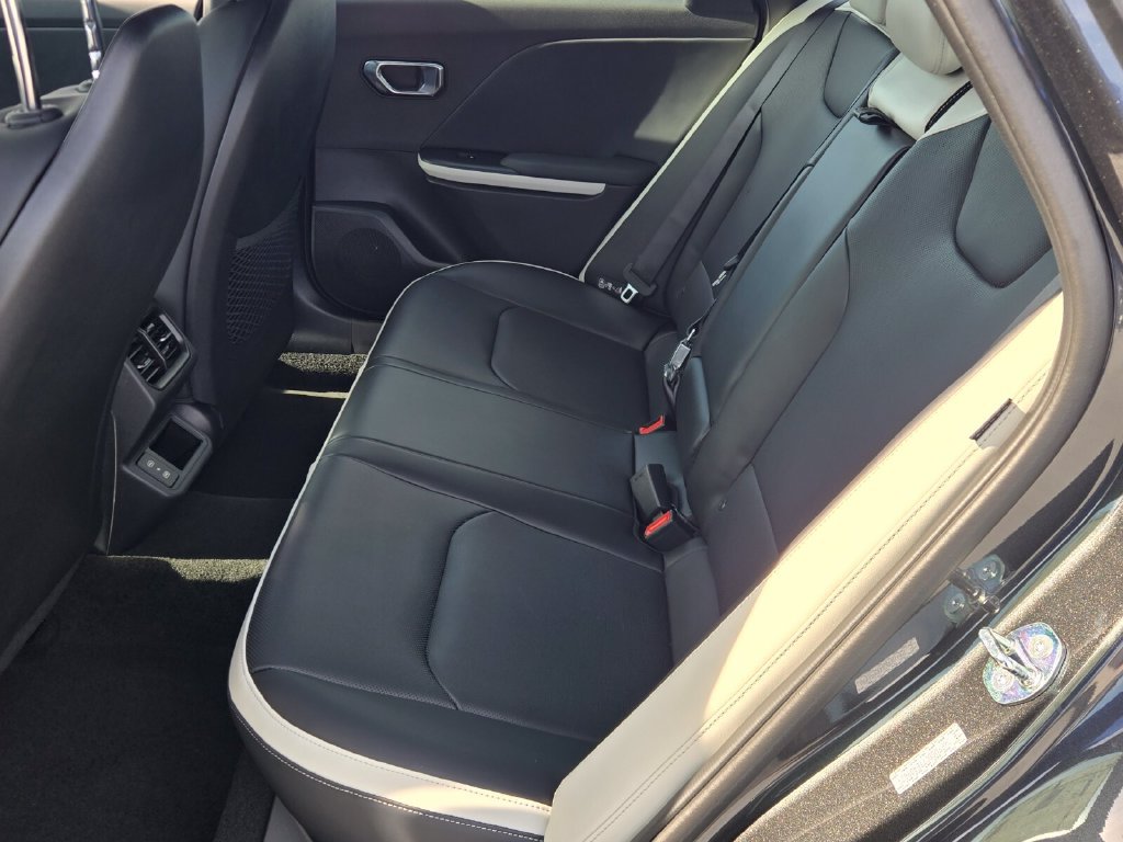 New 2026 Kia K4 GT-Line Turbo FWD image 9