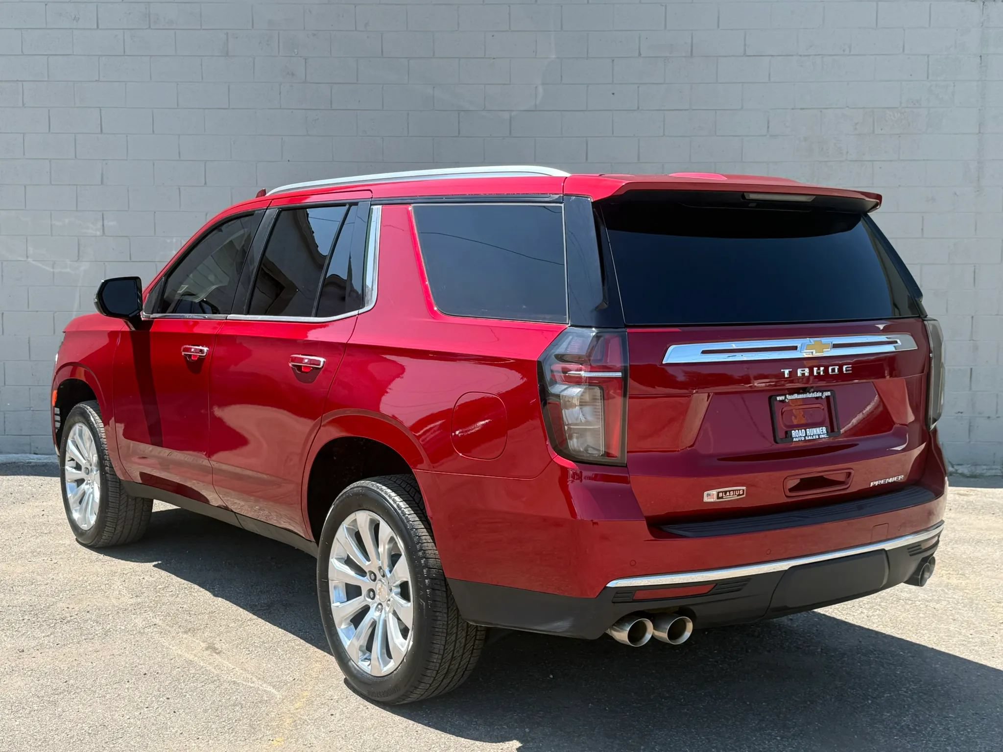 Used 2024 Chevrolet Tahoe Premier AWD/4WD image 5