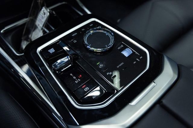 New 2026 BMW 740i xDrive image 21