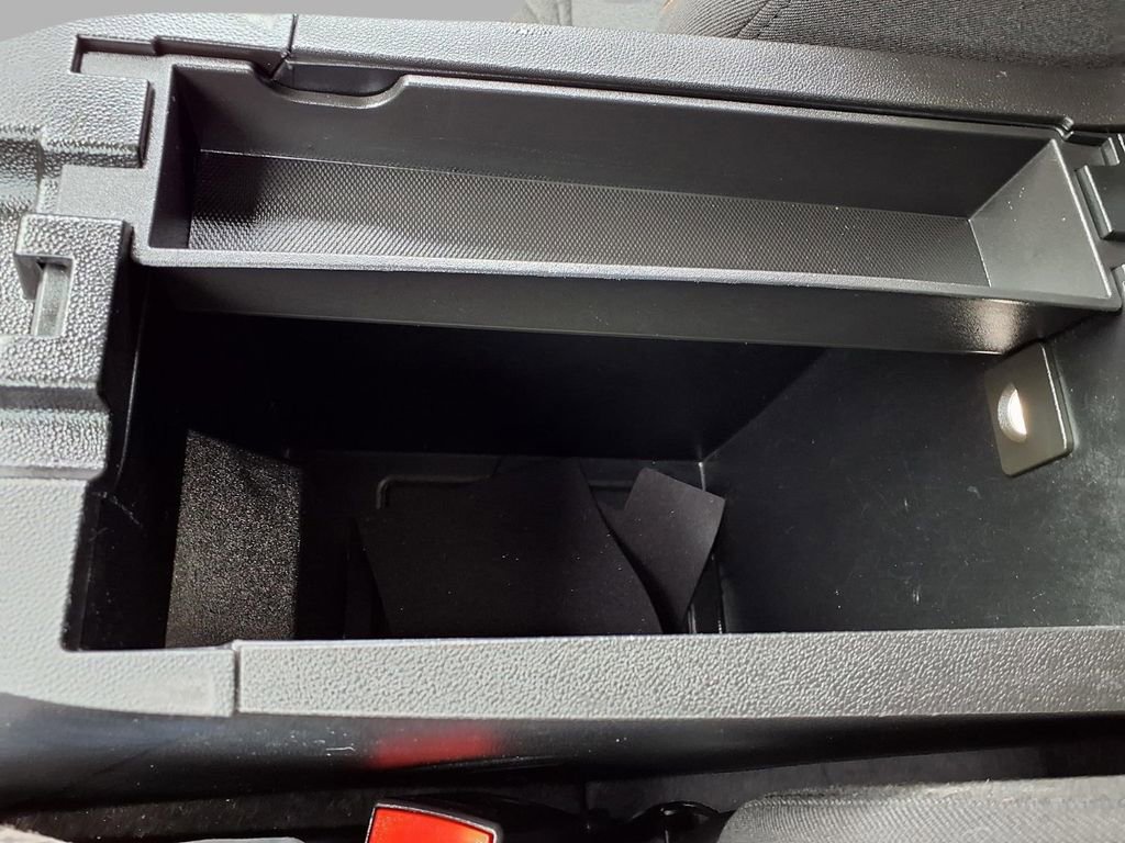 Used 2020 Chevrolet Equinox LT FWD image 12