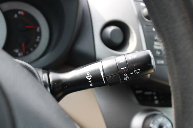 Used 2010 Toyota RAV4 2WD image 28