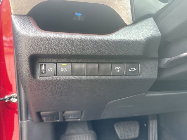 Used 2024 Toyota RAV4 Limited image 24