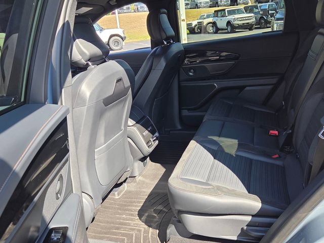 Used 2025 Lincoln Nautilus Reserve w/ Jet Appearance Package image 12