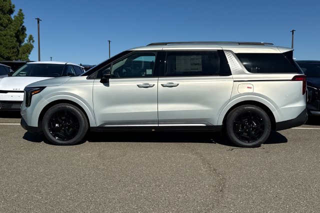 New 2027 Kia Carnival EX FWD image 10