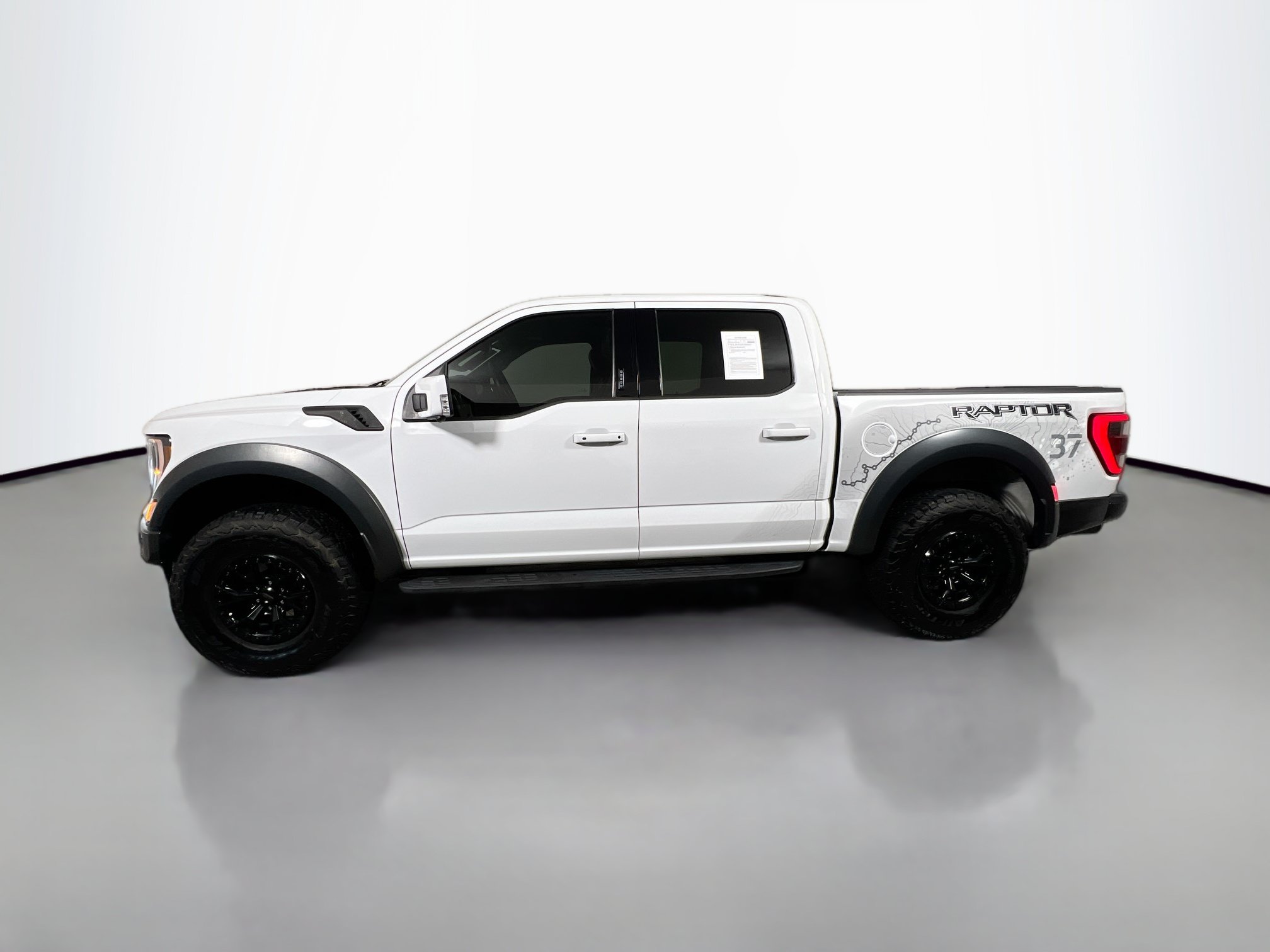 Used 2023 Ford F150 Raptor w/ Raptor 37 Performance Package AWD/4WD image 8