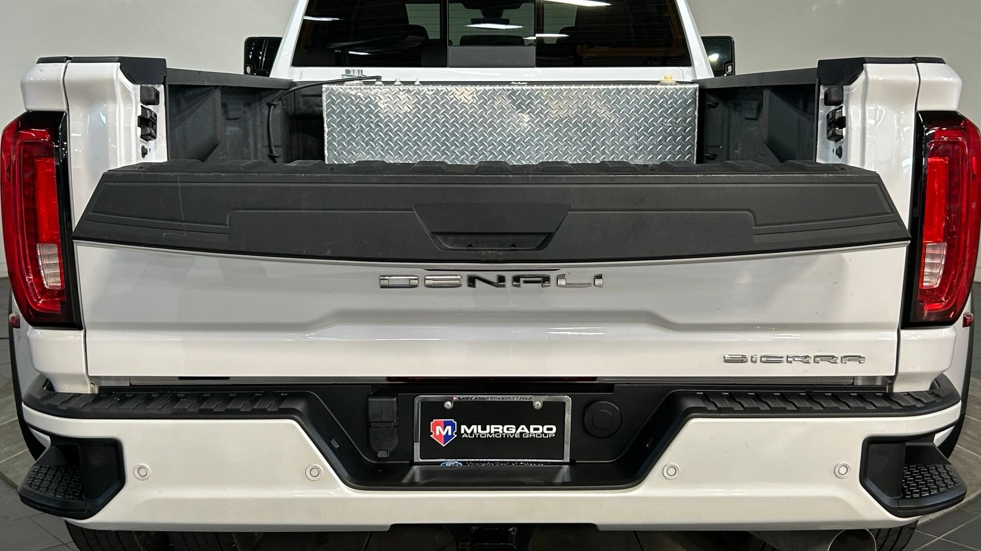 Used 2020 GMC Sierra 3500 Denali w/ Denali Ultimate Package AWD/4WD image 32