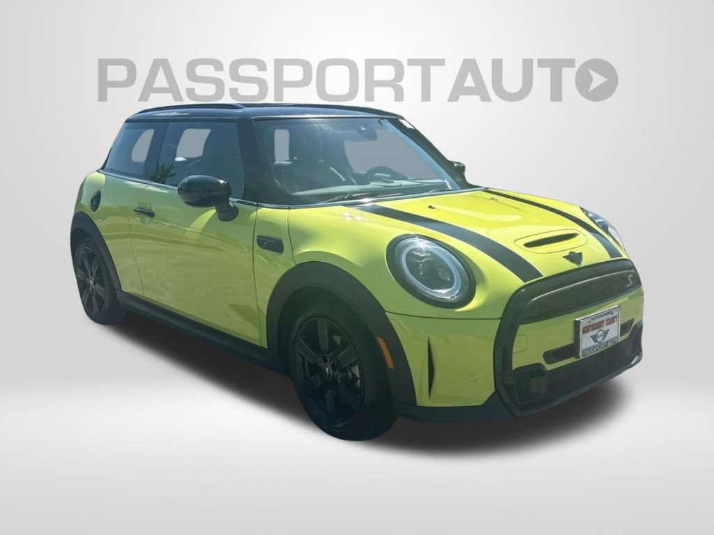 Used 2024 MINI Cooper S FWD image 3