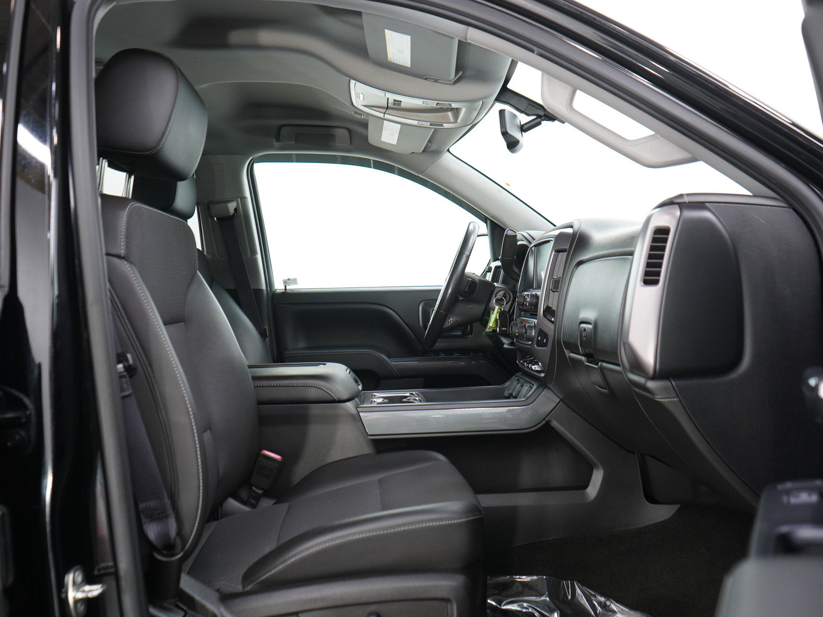 Used 2016 GMC Sierra 1500 SLE w/ All-Terrain Package AWD/4WD image 11