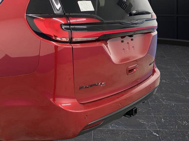 New 2026 Chrysler Pacifica Limited w/ S Appearance Package image 40