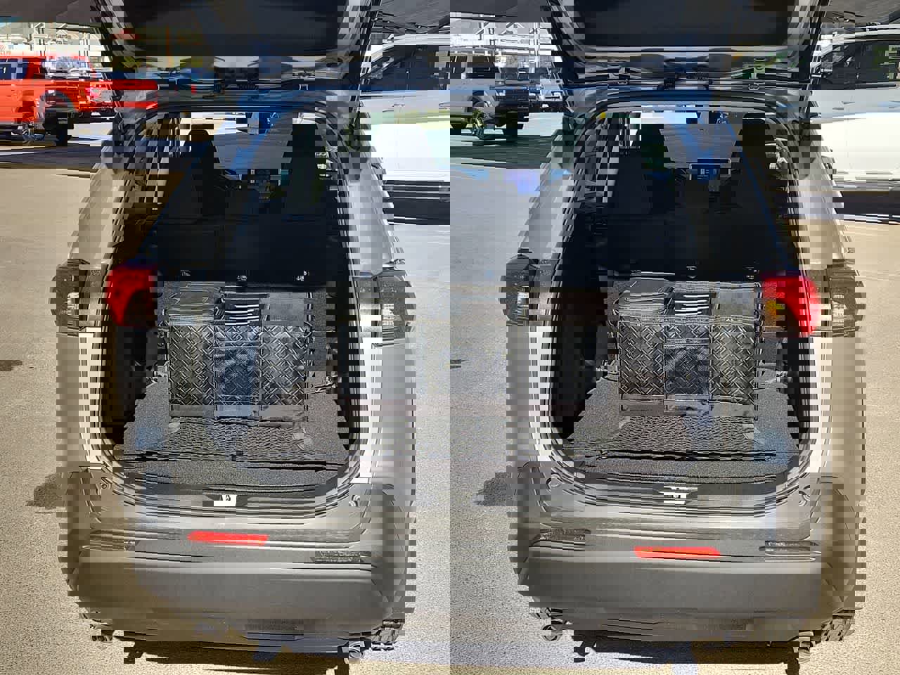 Used 2025 Toyota RAV4 LE image 23