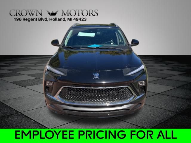 New 2025 Buick Encore GX Sport Touring AWD/4WD image 2