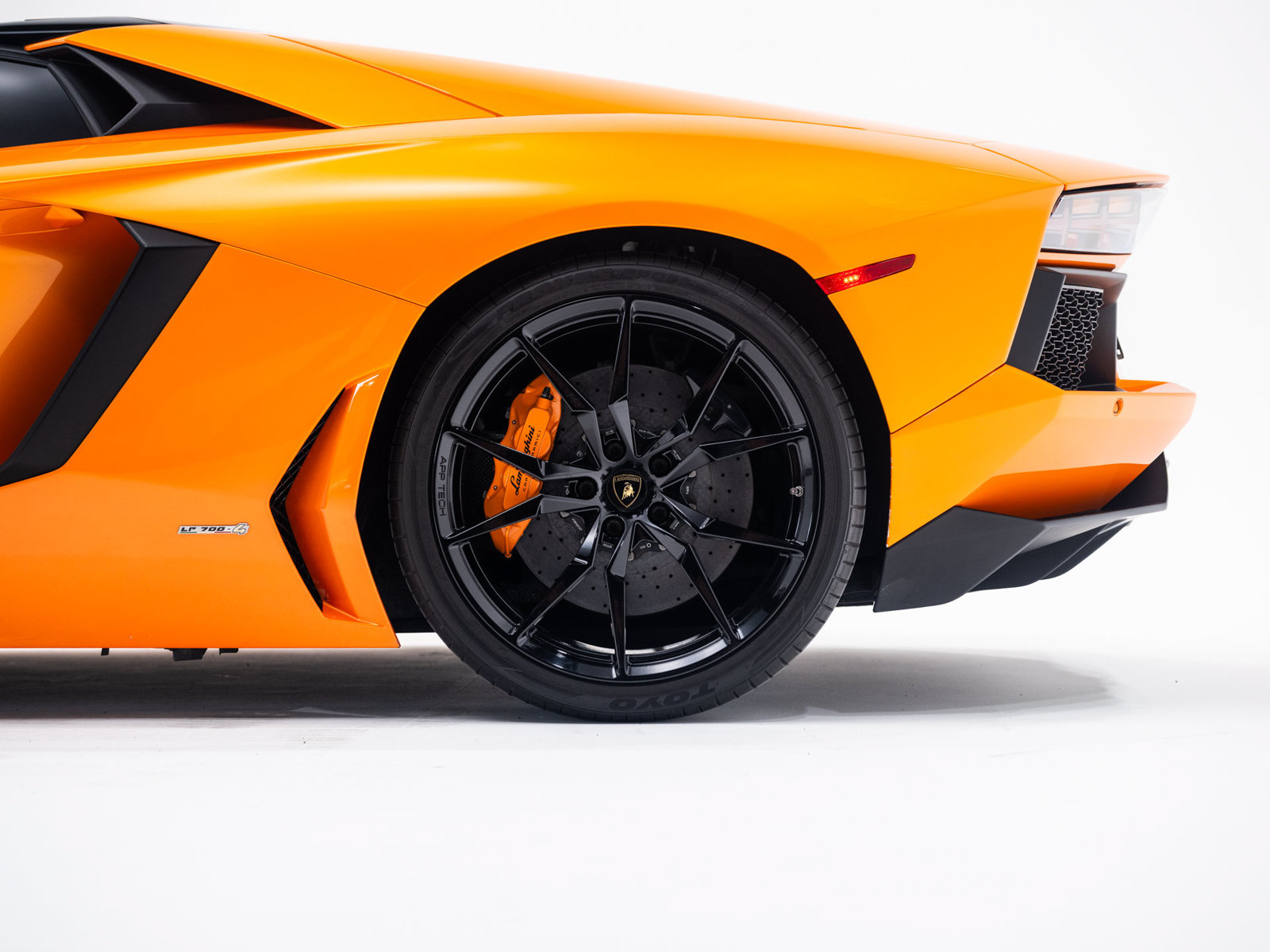 Used 2016 Lamborghini Aventador LP 700-4 AWD/4WD image 11