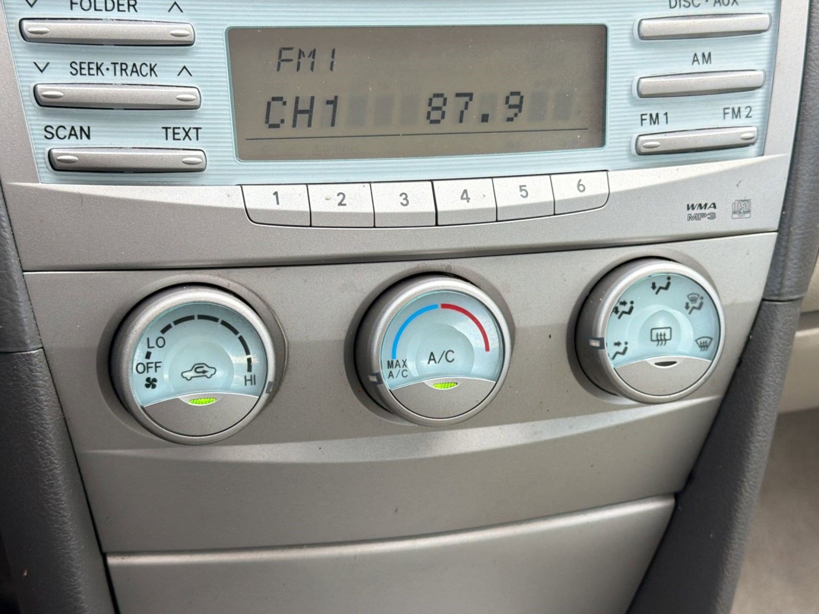 Used 2008 Toyota Camry LE FWD image 17