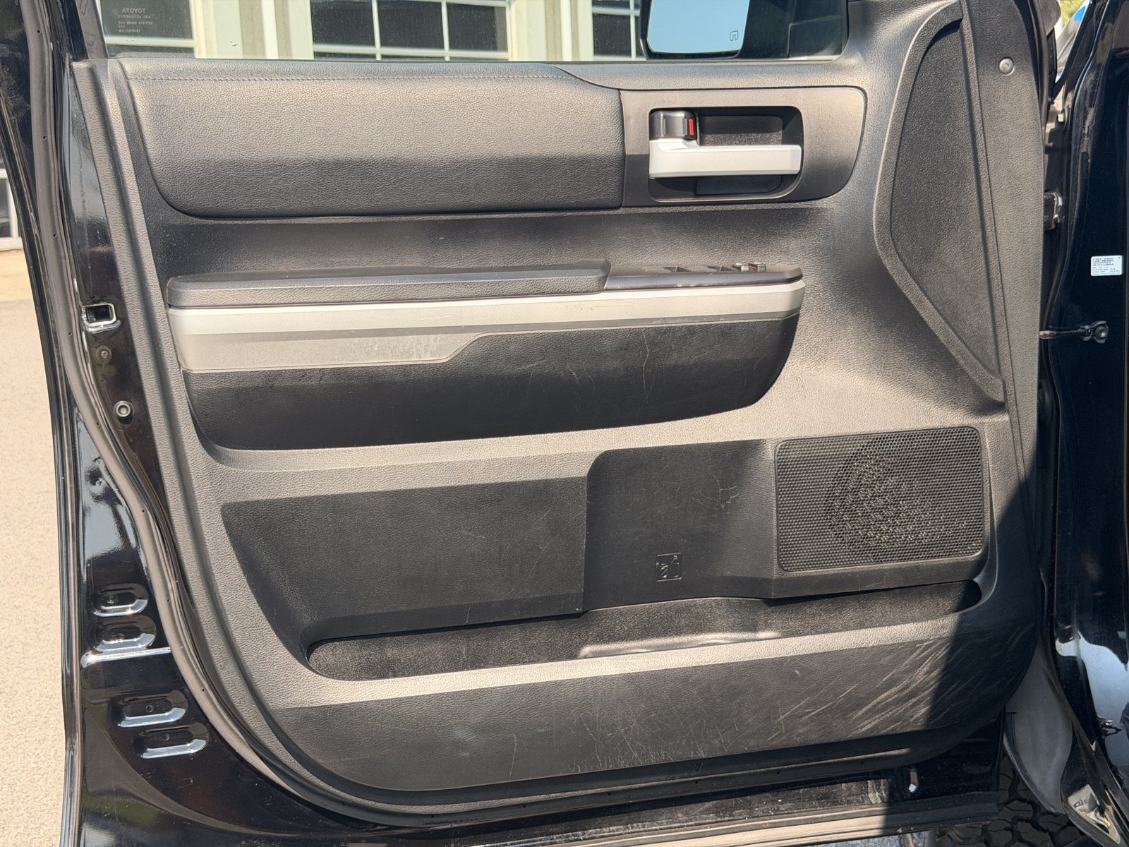 Used 2017 Toyota Tundra SR5 AWD/4WD image 16