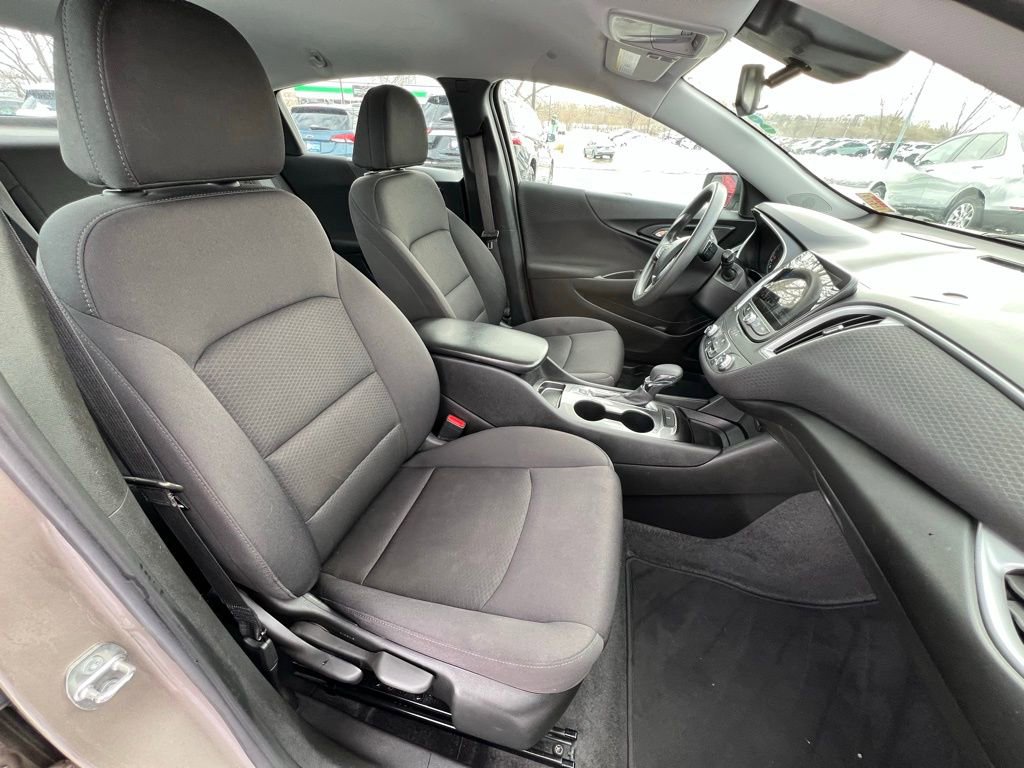 Used 2024 Chevrolet Malibu LS image 26
