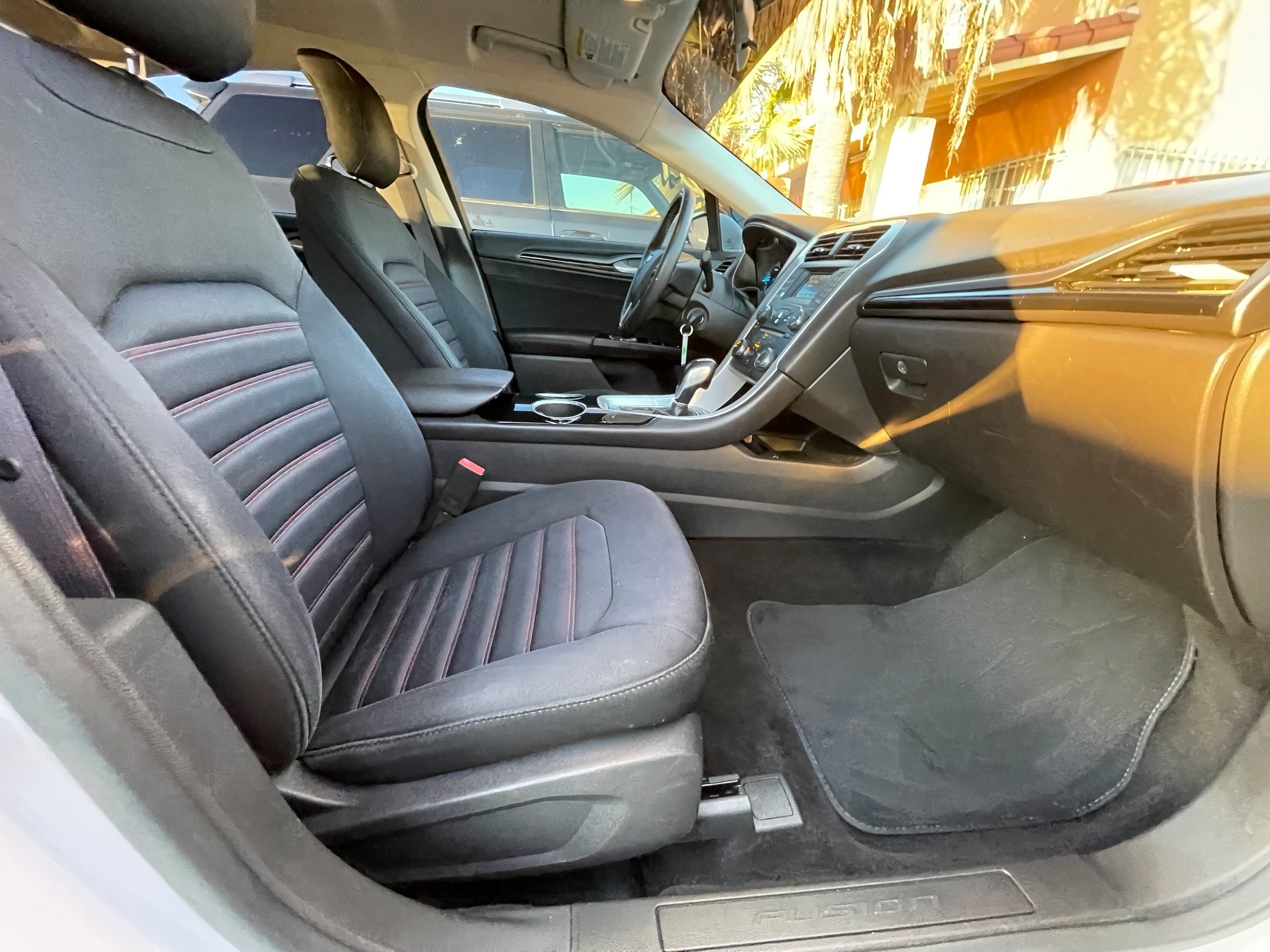 Used 2013 Ford Fusion SE FWD image 21
