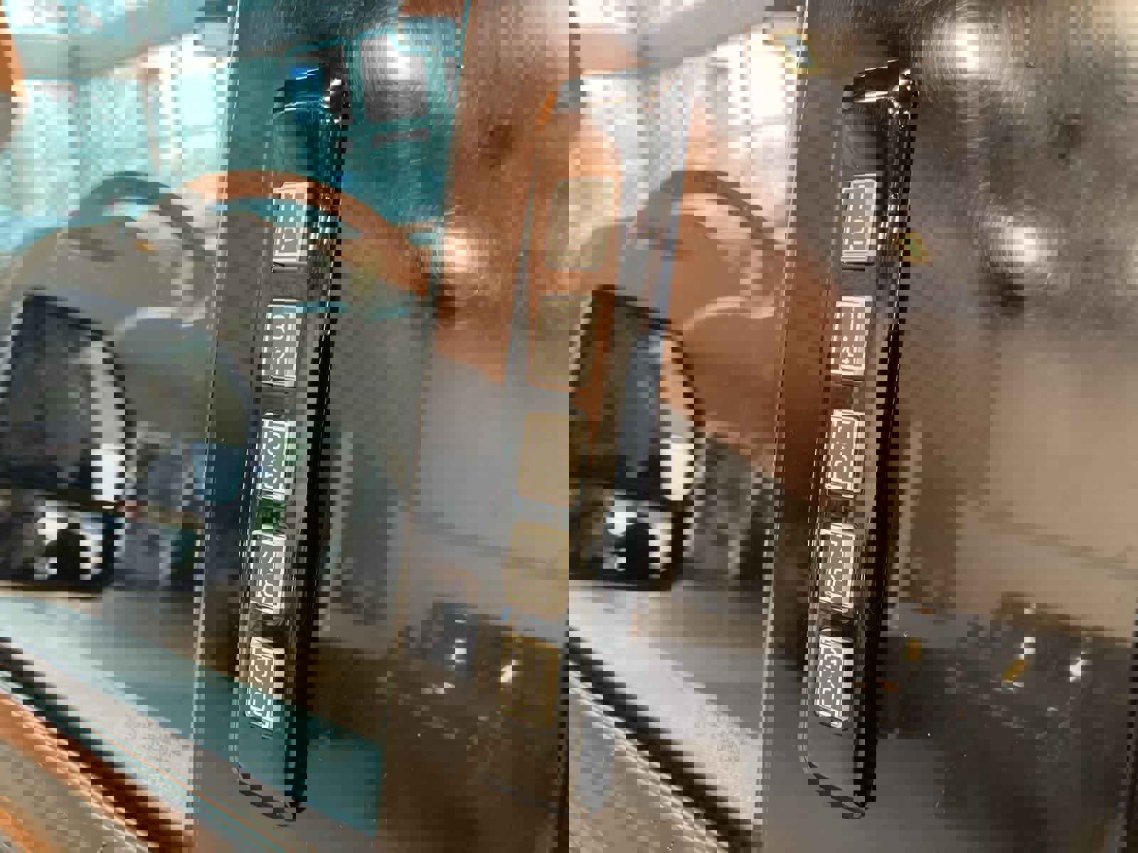 Used 2020 Ford F150 Lariat w/ Equipment Group 502A Luxury image 10