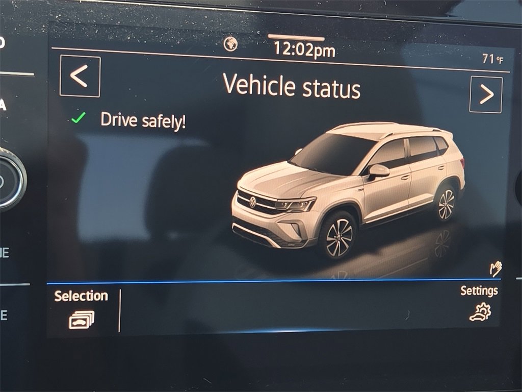 New 2025 Volkswagen Taos SE image 20