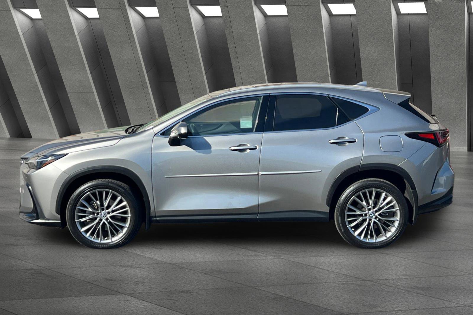 Used 2022 Lexus NX 350 AWD w/ Luxury Package image 7