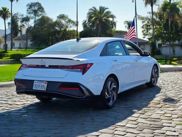Certified 2025 Hyundai Elantra Sport image 5