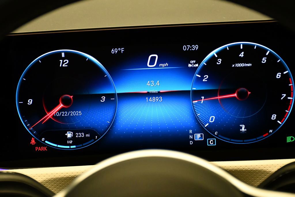 Used 2023 Mercedes-Benz CLA 250 CLA 250 image 24