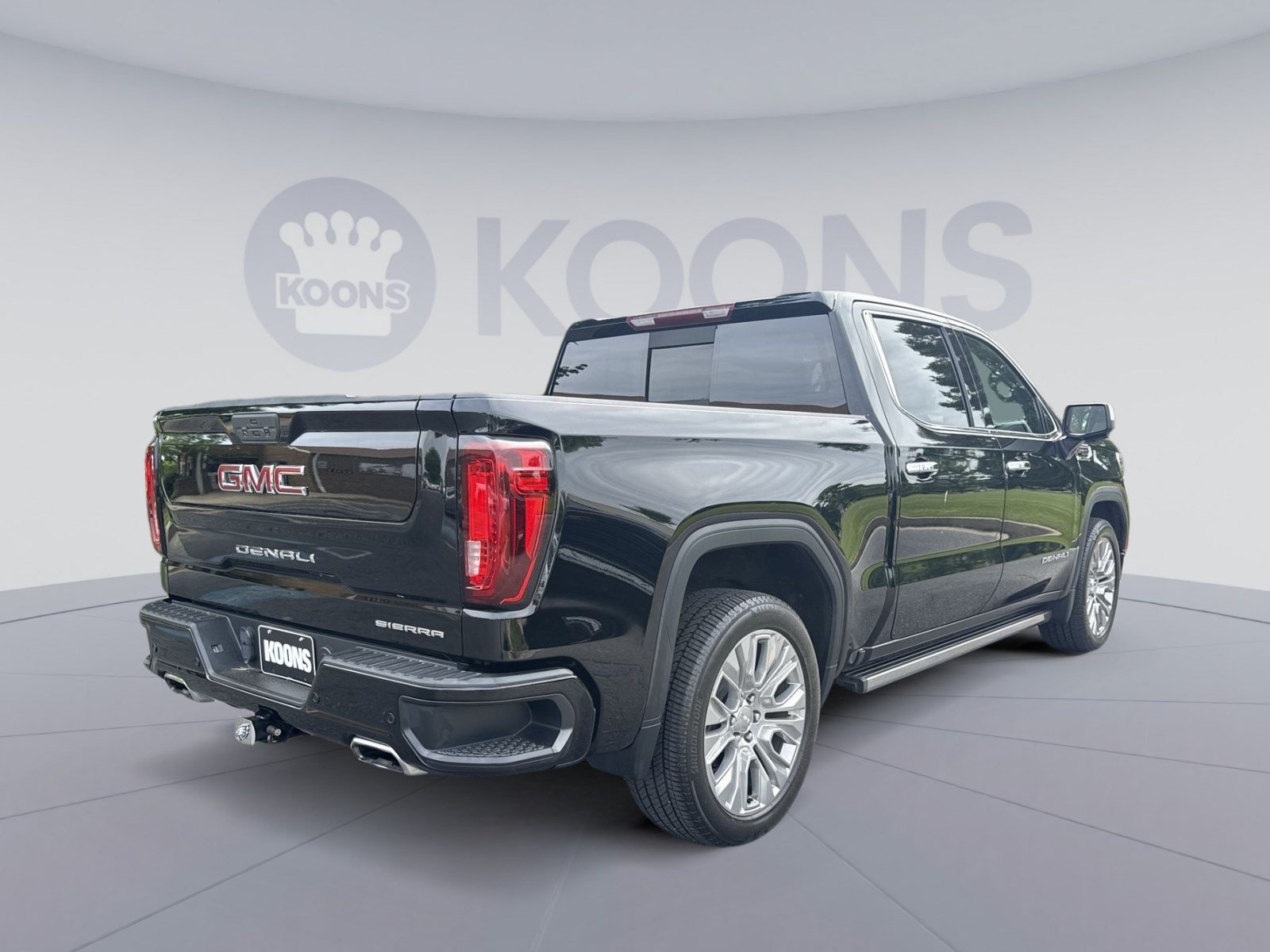 Used 2022 GMC Sierra 1500 Denali w/ Denali Premium Package AWD/4WD image 16