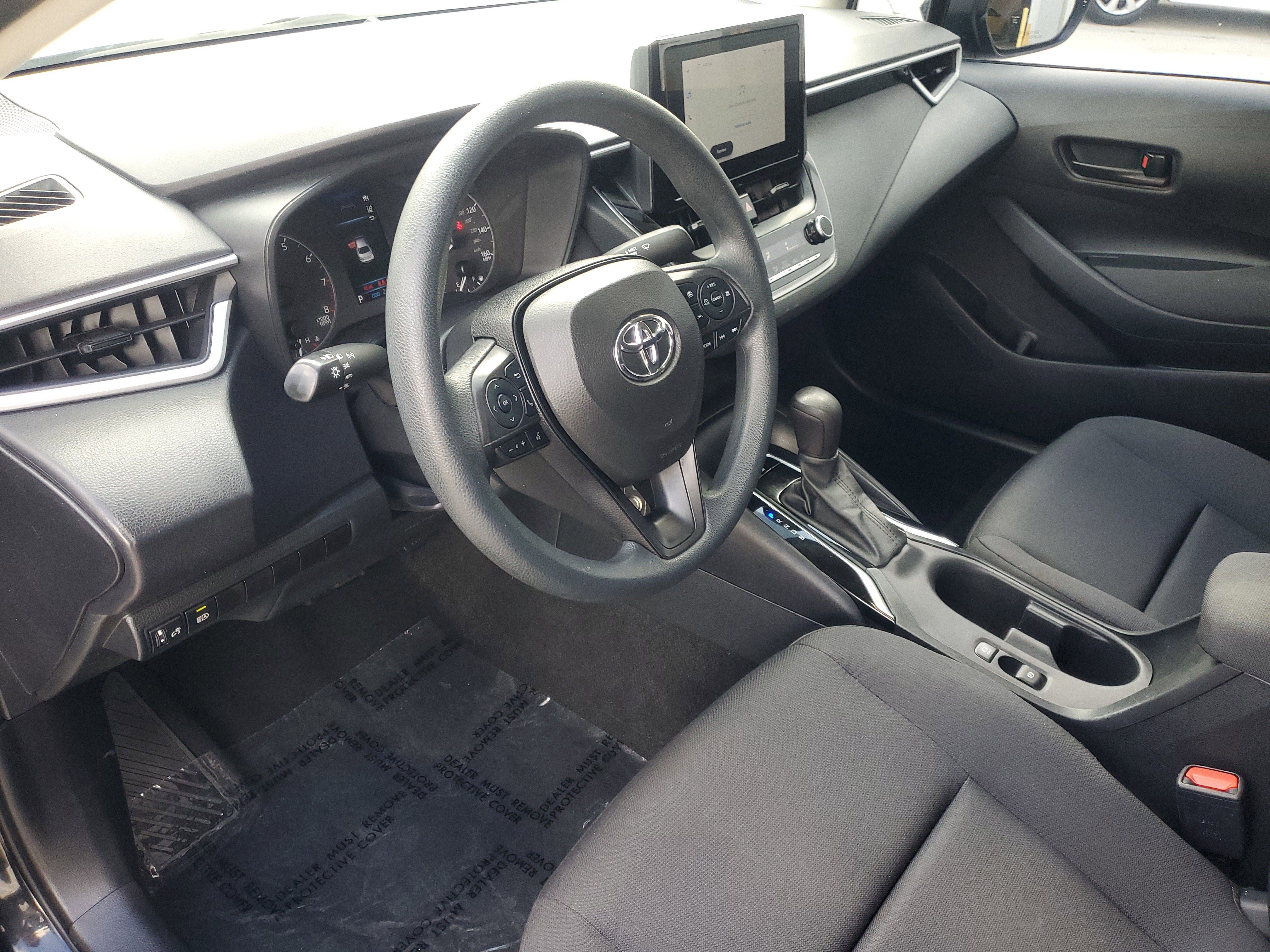 Used 2023 Toyota Corolla LE FWD image 15