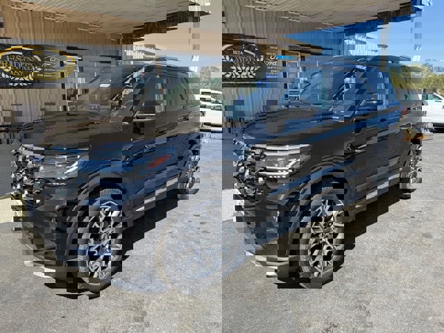 New 2025 Ford Explorer Platinum image 3