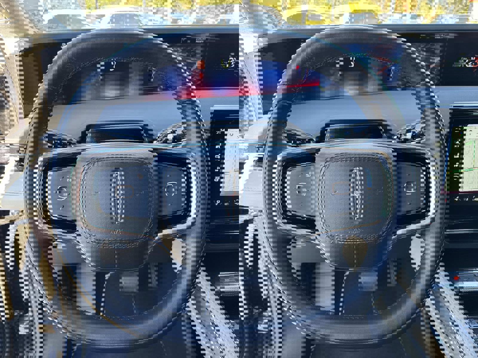 Used 2024 Lincoln Nautilus Reserve image 28