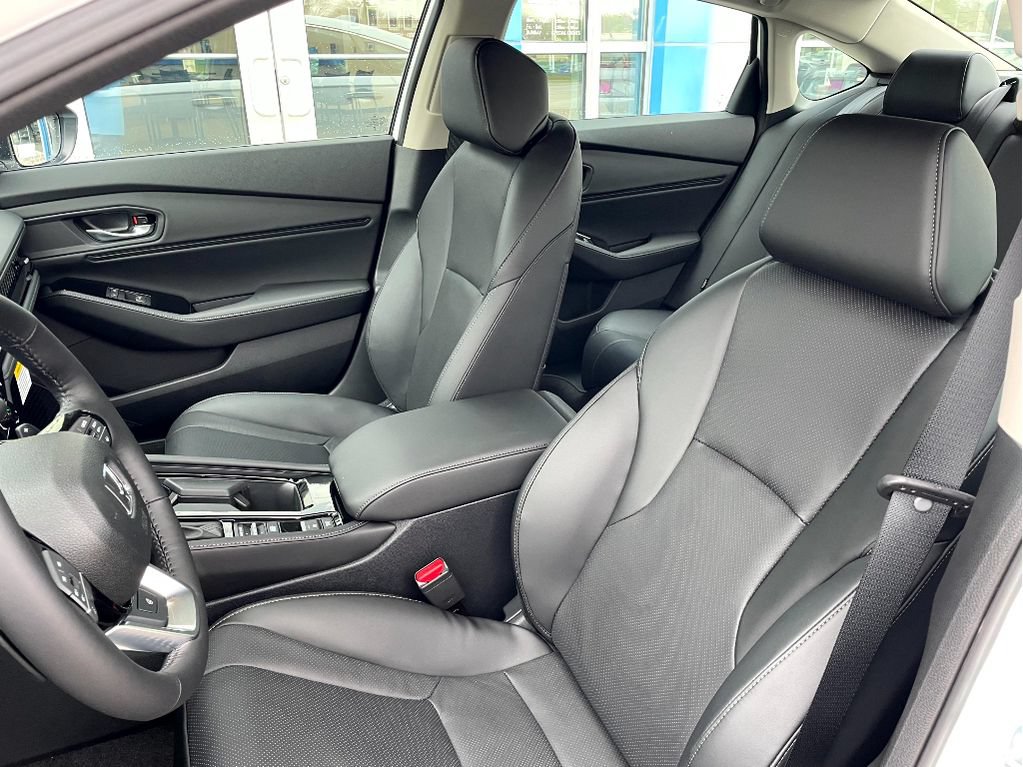 New 2026 Honda Accord Touring image 8