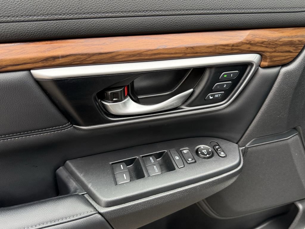 Used 2020 Honda CR-V EX-L image 16