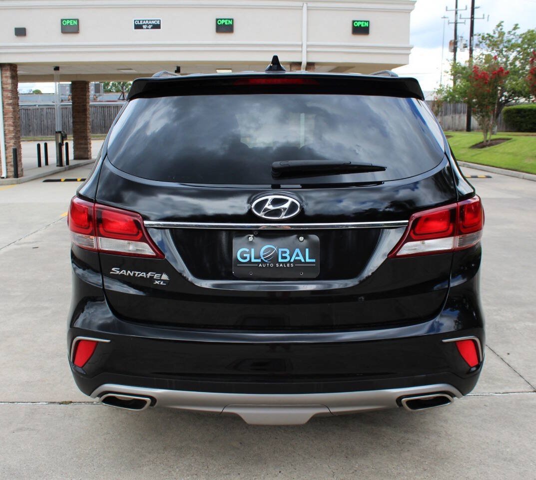 Used 2019 Hyundai Santa Fe XL SE w/ SE Premium Package 02 FWD image 6
