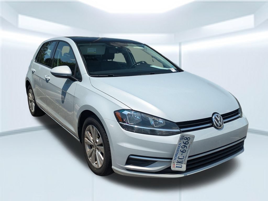 Used 2020 Volkswagen Golf 4-Door FWD image 3