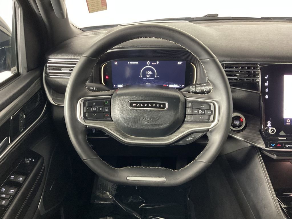 Used 2024 Jeep Wagoneer Series III w/ Flexible Seating Group image 13