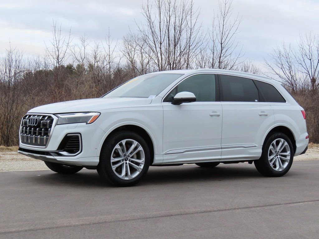 Used 2025 Audi Q7 3.0T Premium Plus image 24
