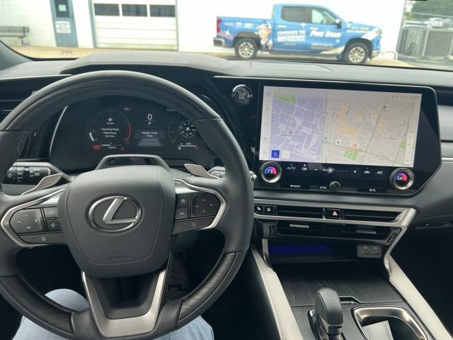 Used 2025 Lexus RX 350 Premium Plus w/ Convenience Package AWD/4WD image 14