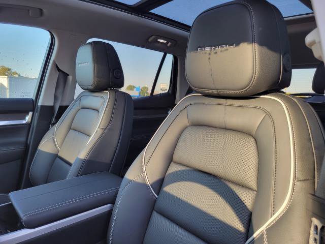 New 2027 GMC Terrain Denali w/ LPO, Floor Liner Package AWD/4WD image 17