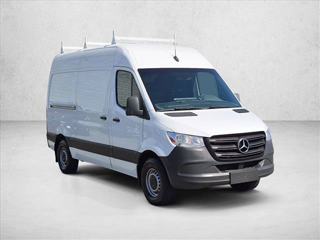 Used 2022 Mercedes-Benz Sprinter 2500 image 3