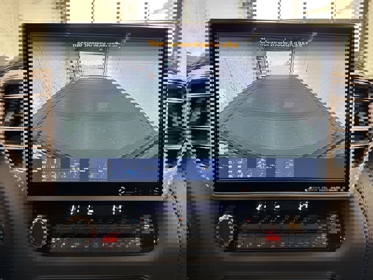 Used 2023 Toyota Tundra Platinum image 32