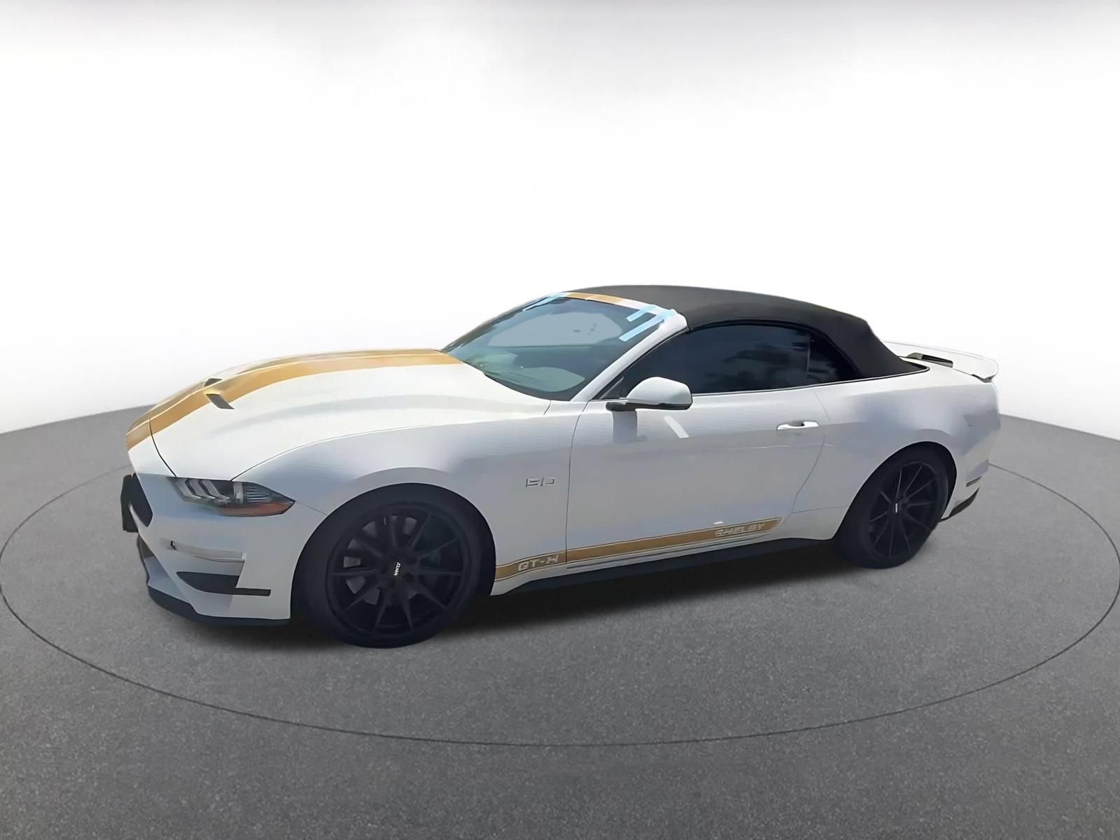 Used 2022 Ford Mustang GT Premium w/ GT Performance Package RWD image 7