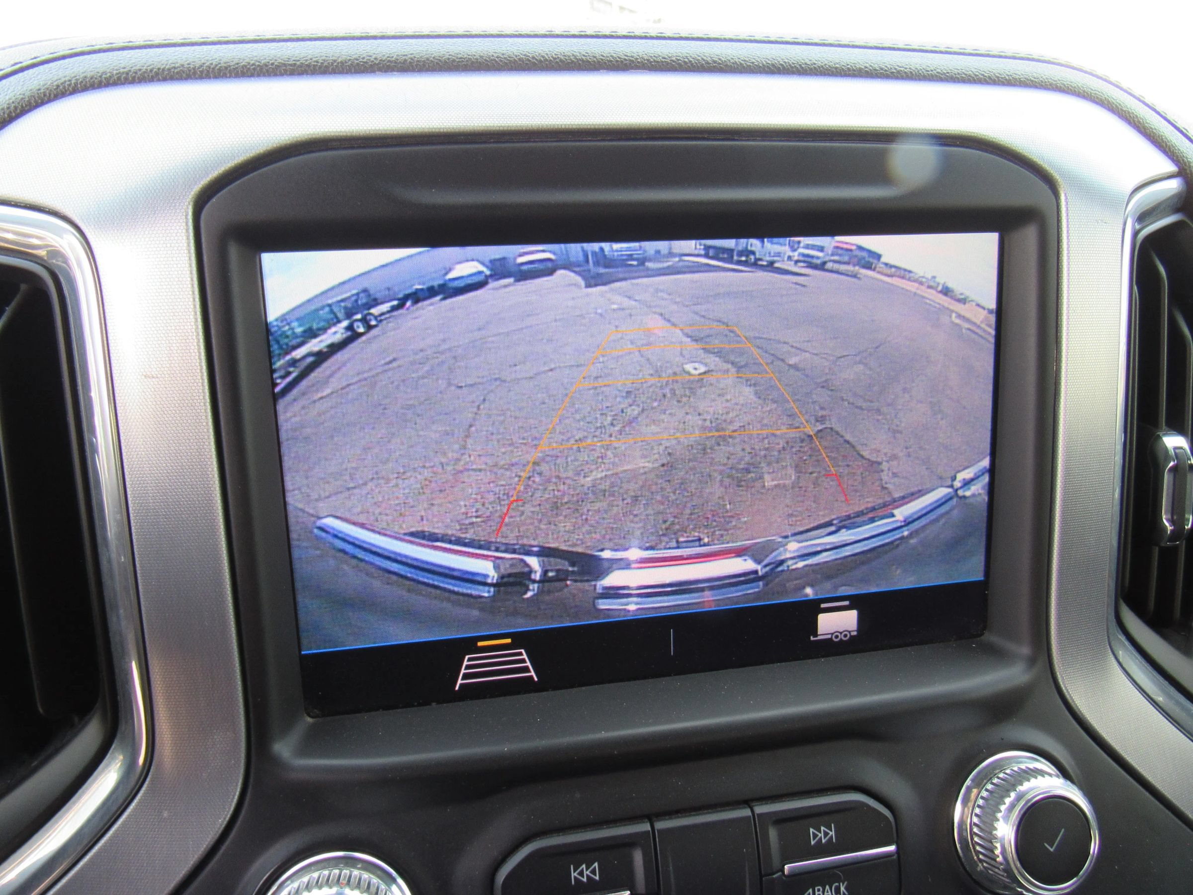 Used 2023 GMC Sierra 2500 SLE AWD/4WD image 16