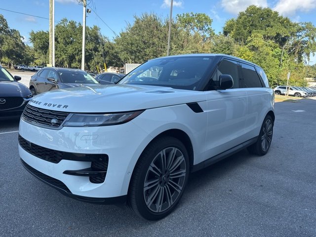 Used 2025 Land Rover Range Rover Sport SE