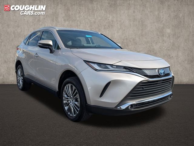 Used 2023 Toyota Venza XLE