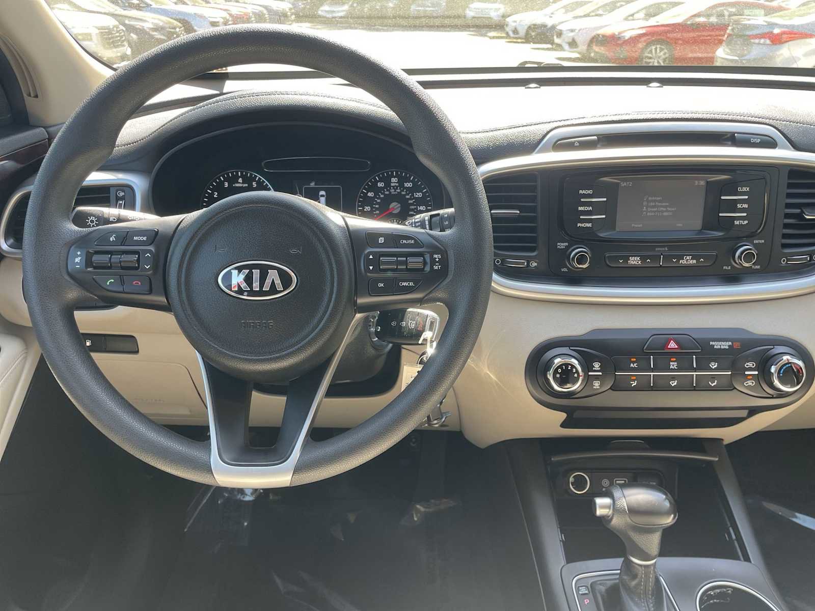 Used 2017 Kia Sorento LX image 8