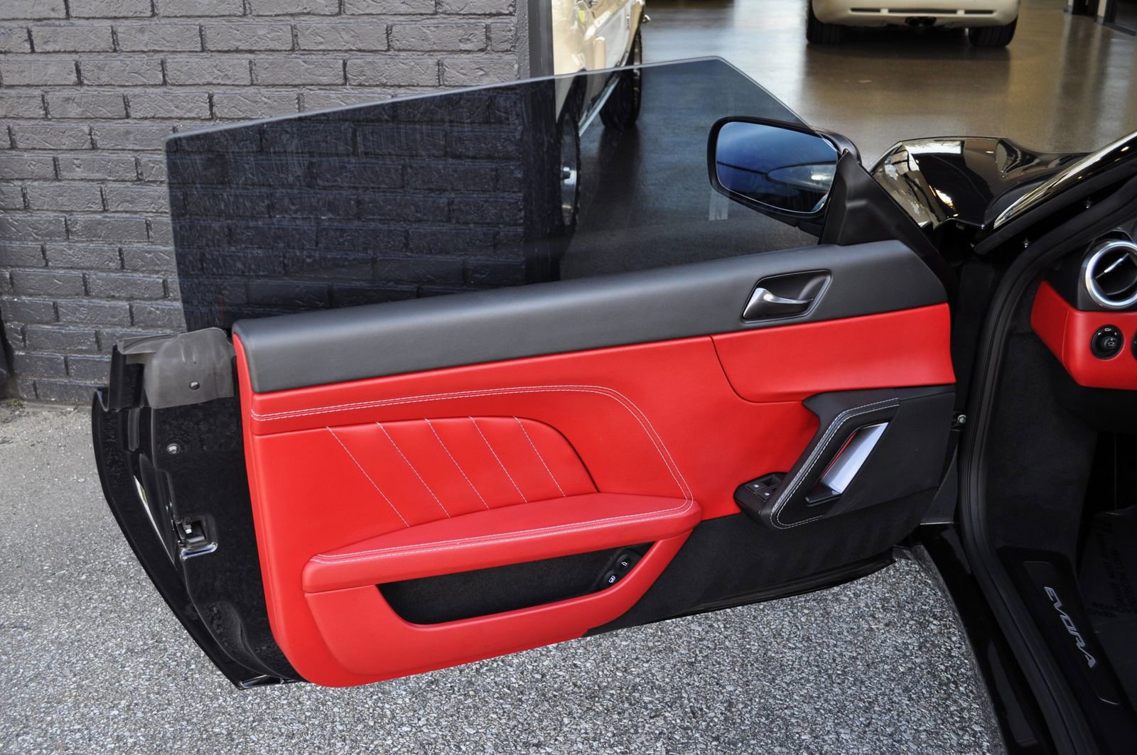 Used 2017 Lotus Evora 400 image 39