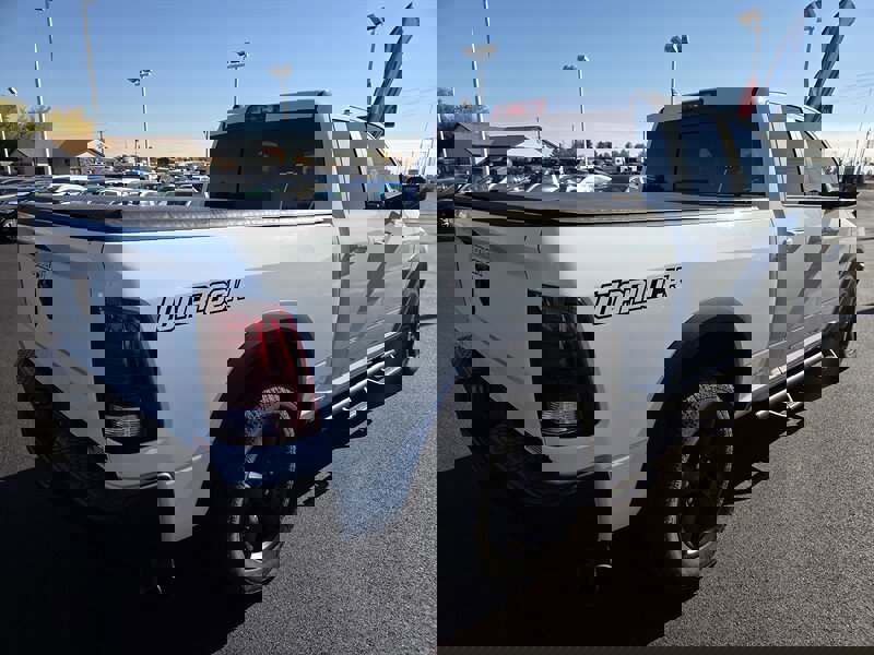 Used 2019 RAM 1500 Classic Warlock w/ Luxury Group image 3