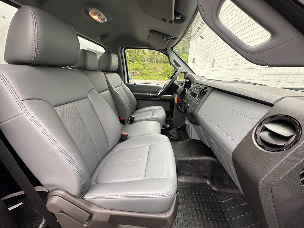 New 2025 Ford F650 2WD Regular Cab Super Duty image 17