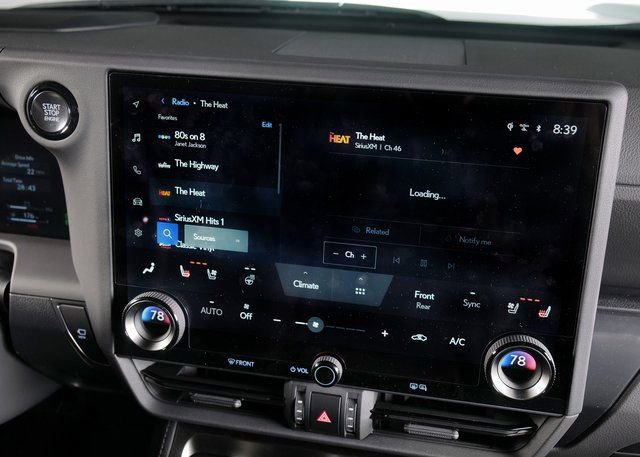 Used 2025 Lexus GX 550 550 Luxury+ w/ Accessory Package (2T) image 16