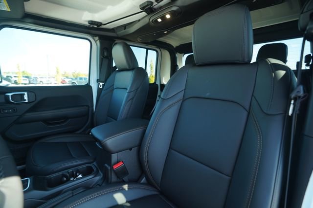 New 2025 Jeep Gladiator Sport image 33